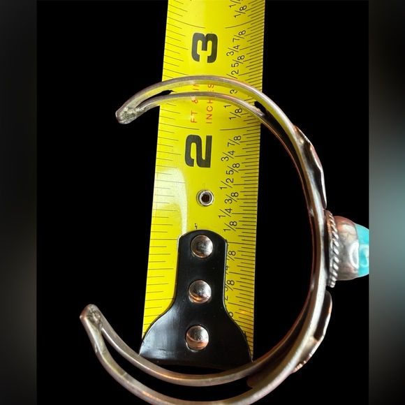 Vintage Sterling Silver Turquoise Cuff Bracelet Southwestern Feather Design - Picture 6 of 7